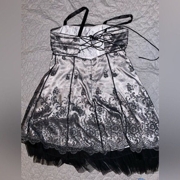Kathy Robert’s black and silver tulle formal dress 16w porm wedding sleeveless - Picture 9 of 12